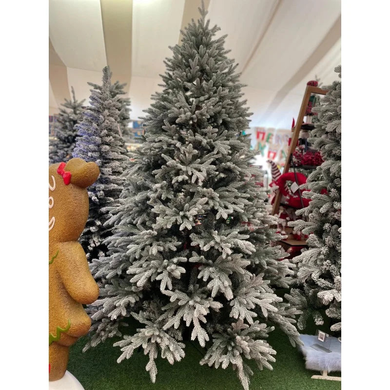 Albero di Natale Kendric Innevato Folto Effetto Realistico