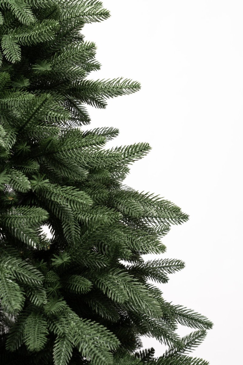 Casentino, albero di Natale artificiale verde dalla forma libera con rami distanziati in PE e PVC – foto 5