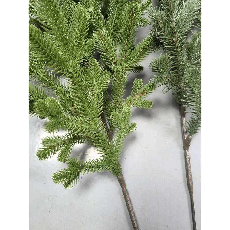 Albero di Natale artificiale Maia alto 225 cm con chioma verde in PE e mini LED caldi accesi – foto 5