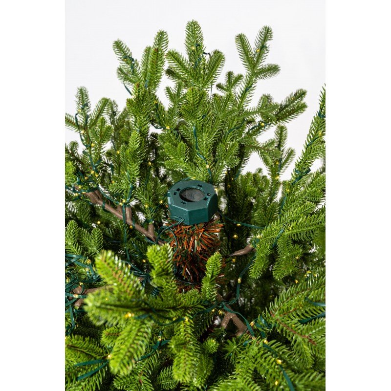 Albero di Natale artificiale Maia alto 225 cm con chioma verde in PE e mini LED caldi accesi – foto 9