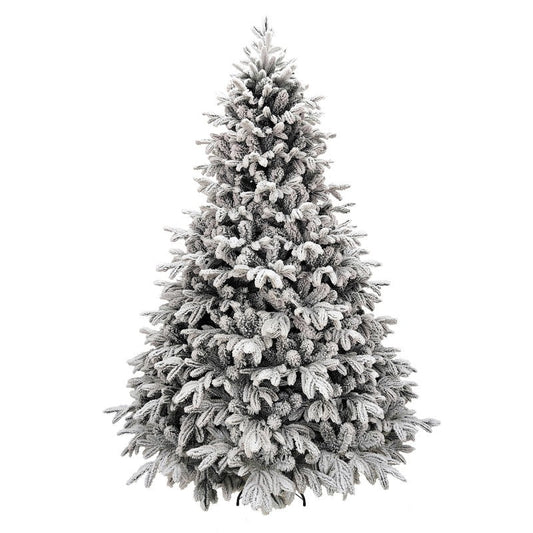Courmayeur, albero di Natale innevato a piramide con neve fitta su rami folti