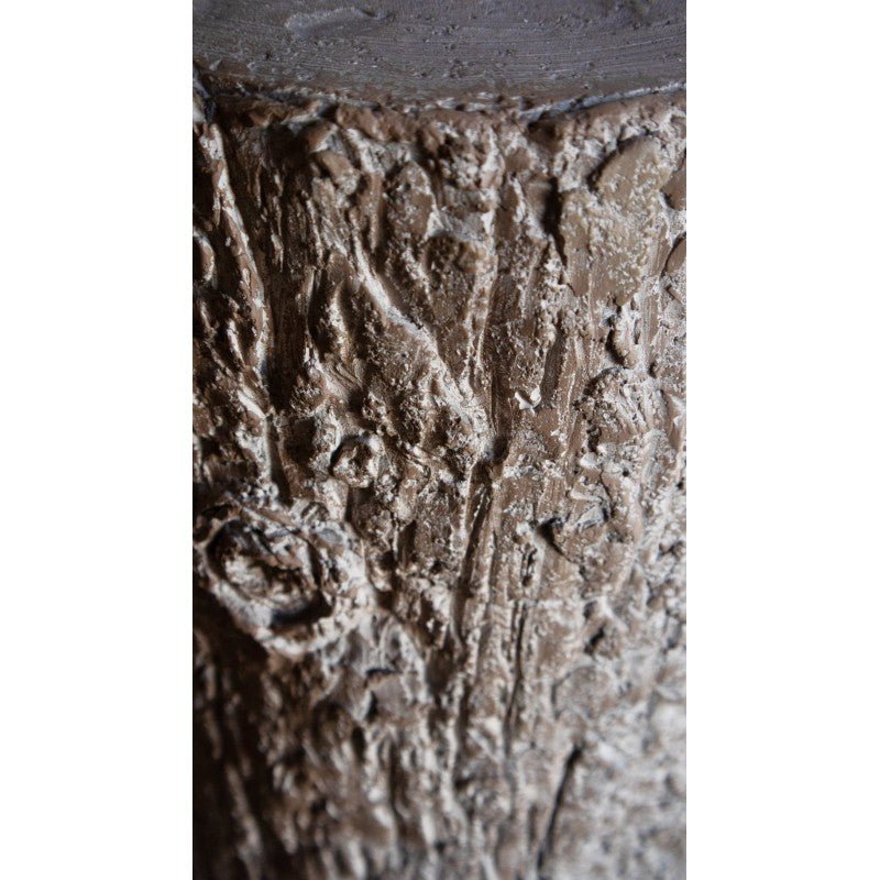 Dettaglio della corteccia in resina dipinta a mano