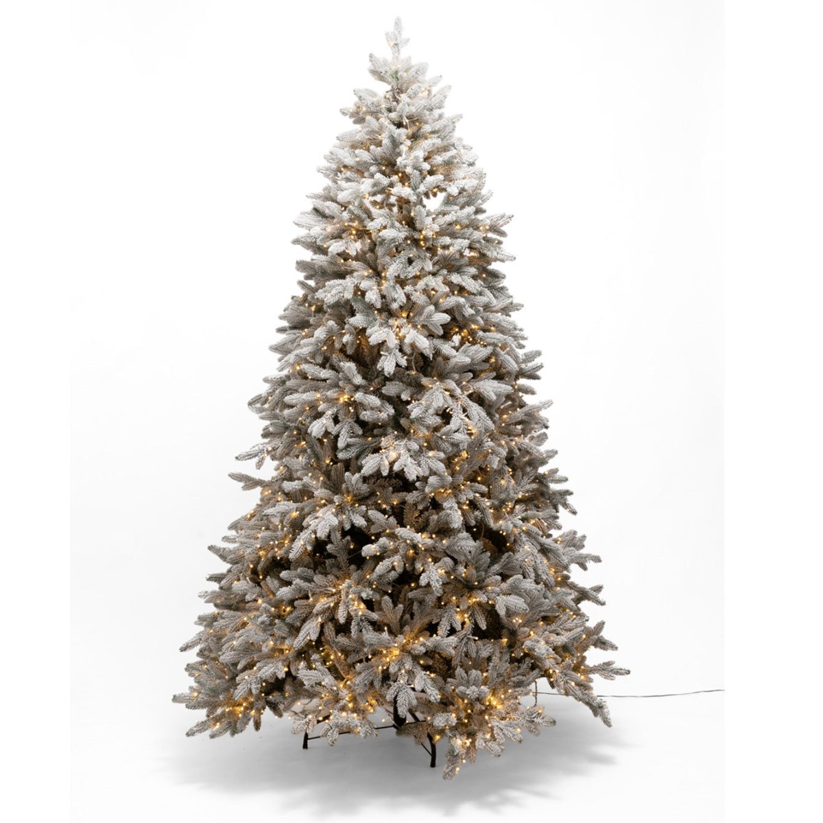 Albero di Natale Capella ricoperto di neve con LED a luce calda dorata accesi – foto 3